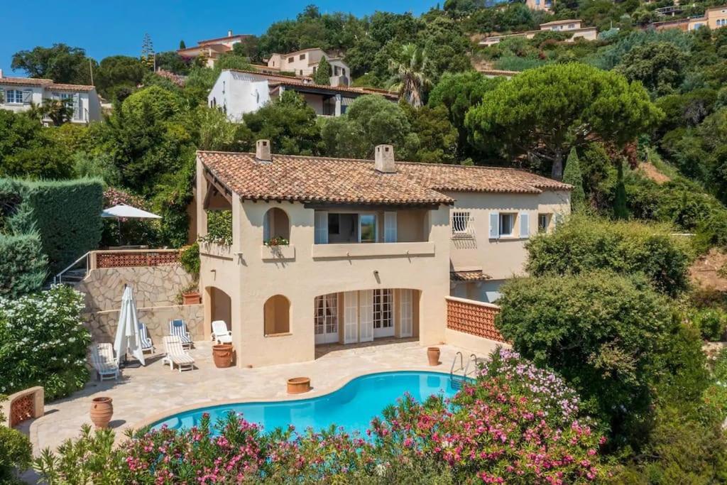 4-Star Private Villa With Heated Pool And Panoramic Sea View At Gulf De Saint Tropez Cavalaire-sur-Mer Eksteriør bilde