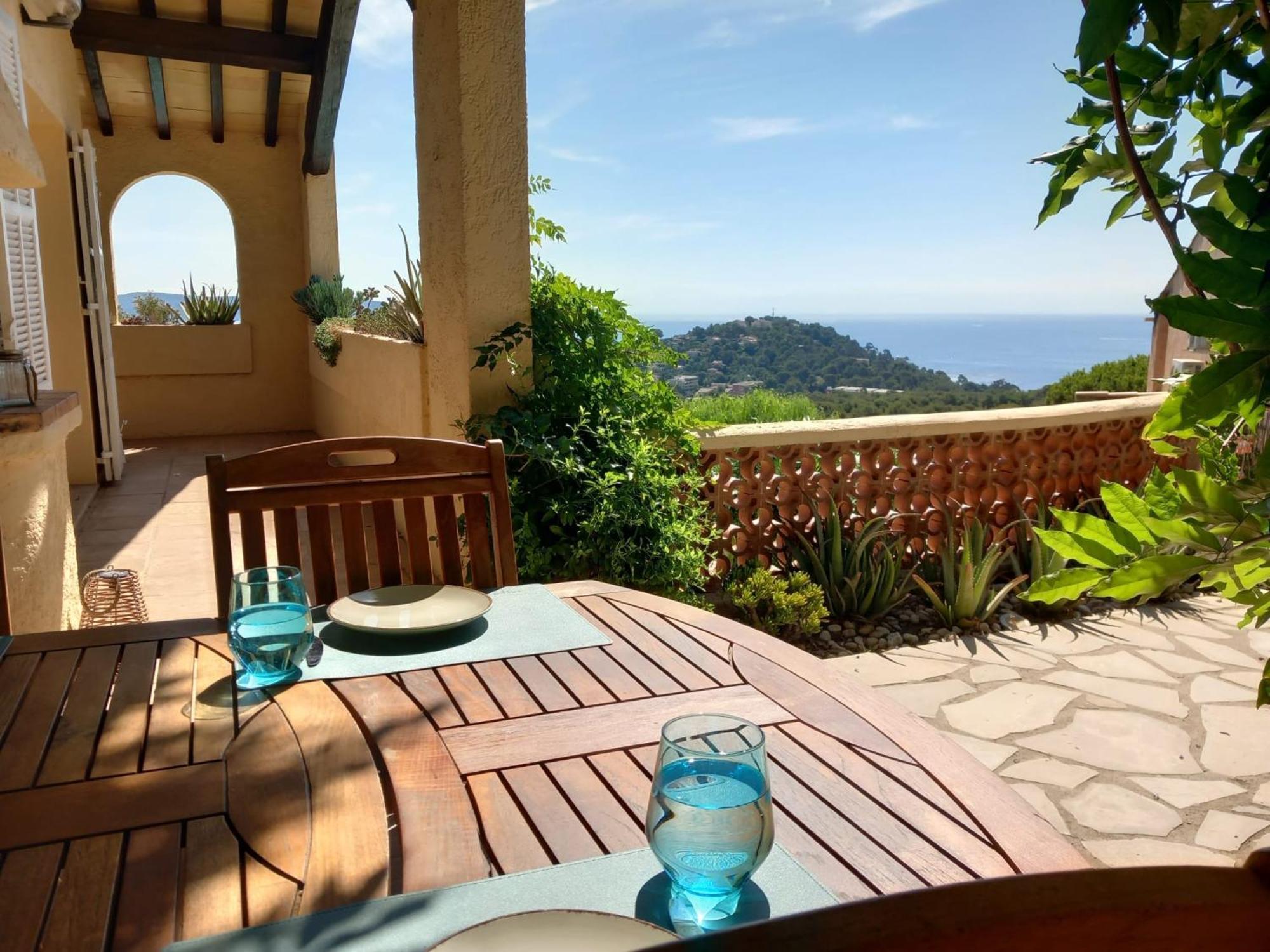 4-Star Private Villa With Heated Pool And Panoramic Sea View At Gulf De Saint Tropez Cavalaire-sur-Mer Eksteriør bilde
